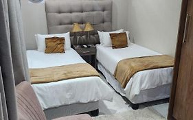 Villa Rose Cottages
